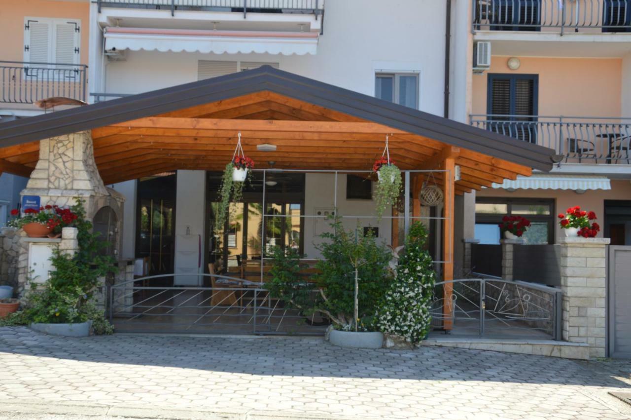 Apartmani "Glavas" Vrsar Exterior foto